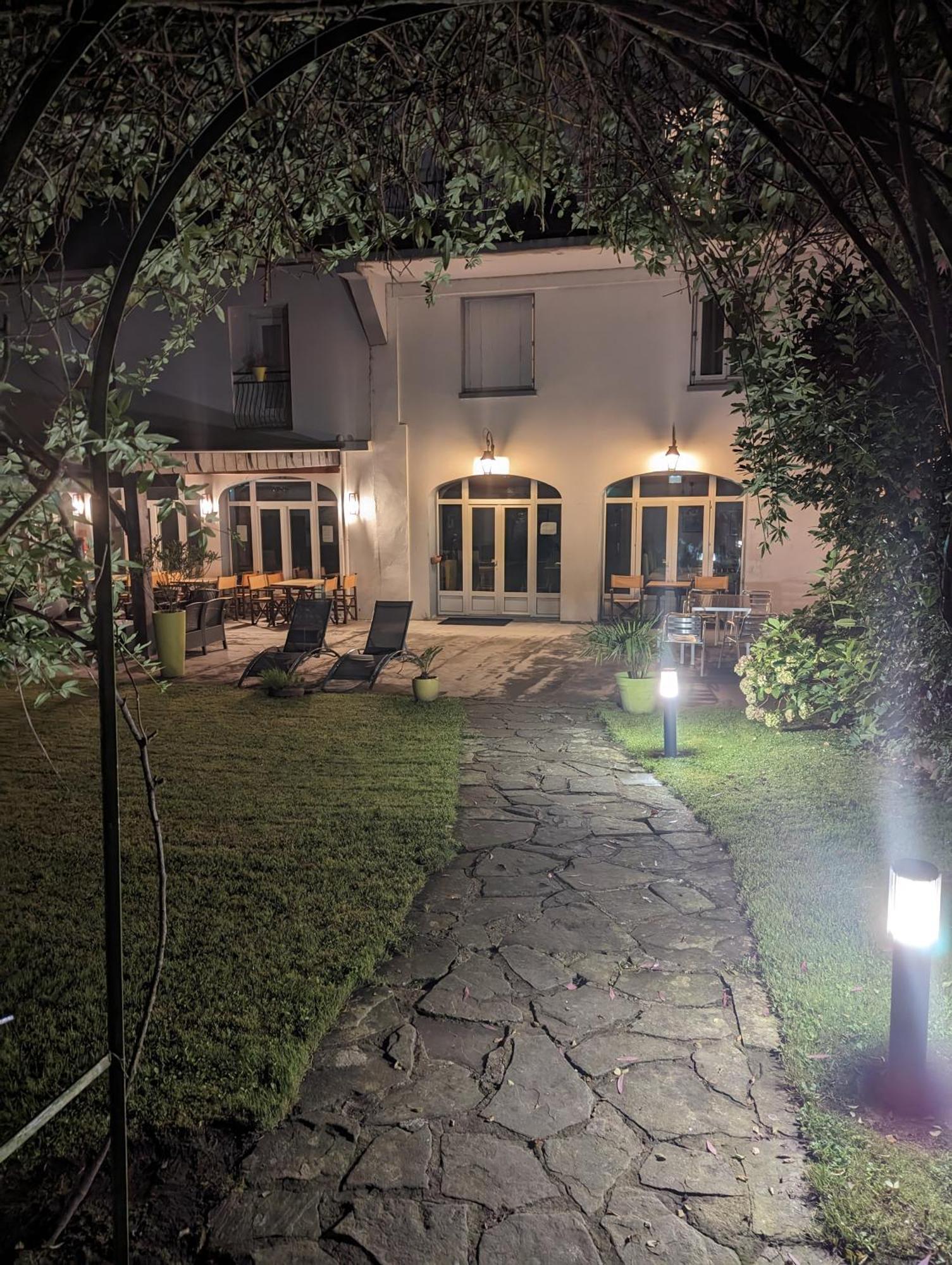Hotel De L'Ours Arette Buitenkant foto